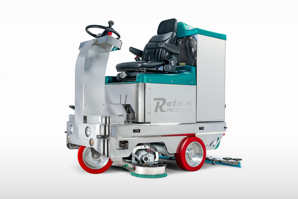 Scheuersaugmaschine Rotan 145BTX95 vorne